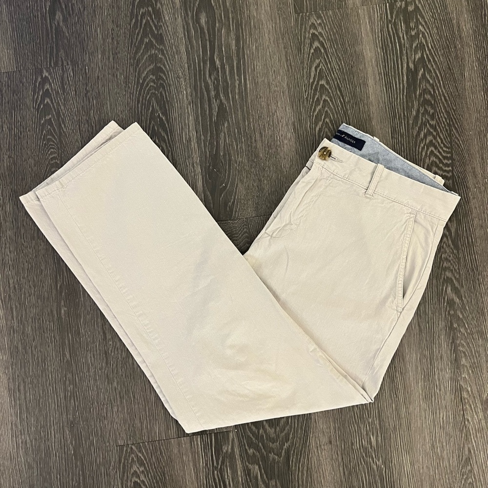 Tommy Hilfiger Men’s Chinos Pants Size 32 x 30